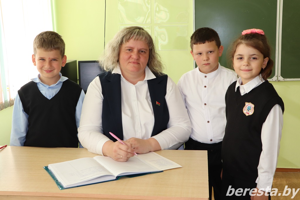 Грани таланта учителя начальных классов Большеберестовицкой СШ Валентины Карпуть