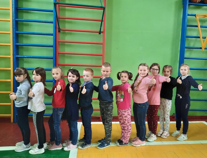 В Конюховском яслях-саду – средней школе прошел спортивный праздник «Экспресс здоровья»