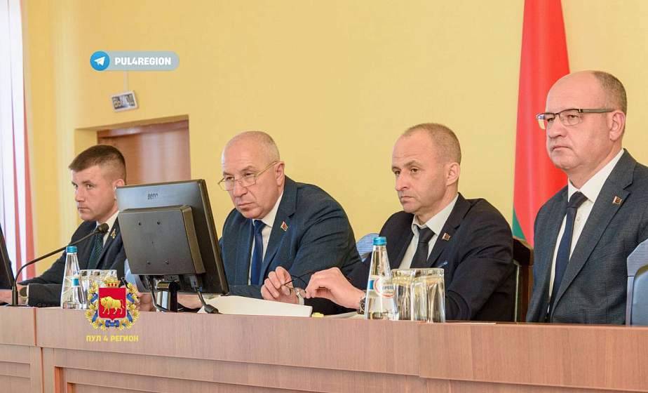 Губернатор Гродненской области Юрий Караев провел в Волковыске заседание штаба по подготовке к областному фестивалю-ярмарке тружеников села «Дажынкі-2025»