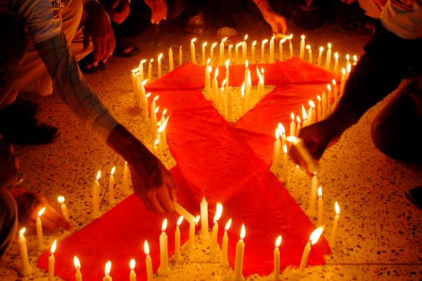 19 мая - День памяти людей, умерших от СПИДа