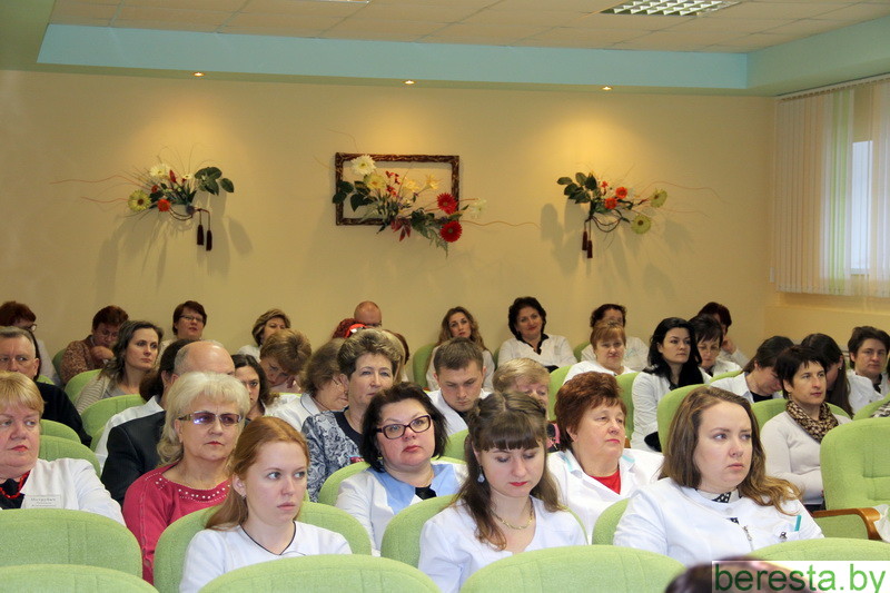 Заместитель председателя Берестовицкого райисполкома Сергей Чикун встретился с трудовым коллективом Берестовицкой  центральной районной больницы