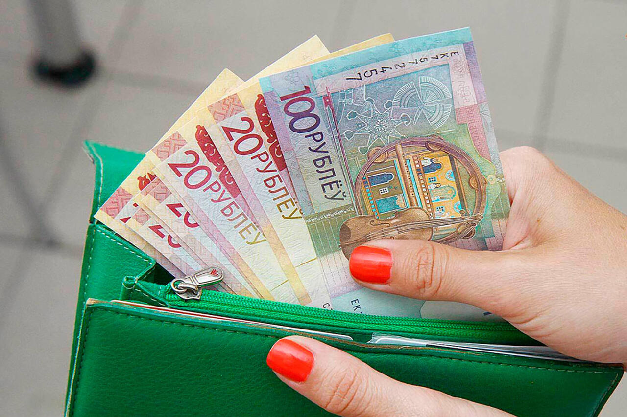 О занятости населения и начисленной заработной плате работников Берестовицкого района в I полугодии 2024 года