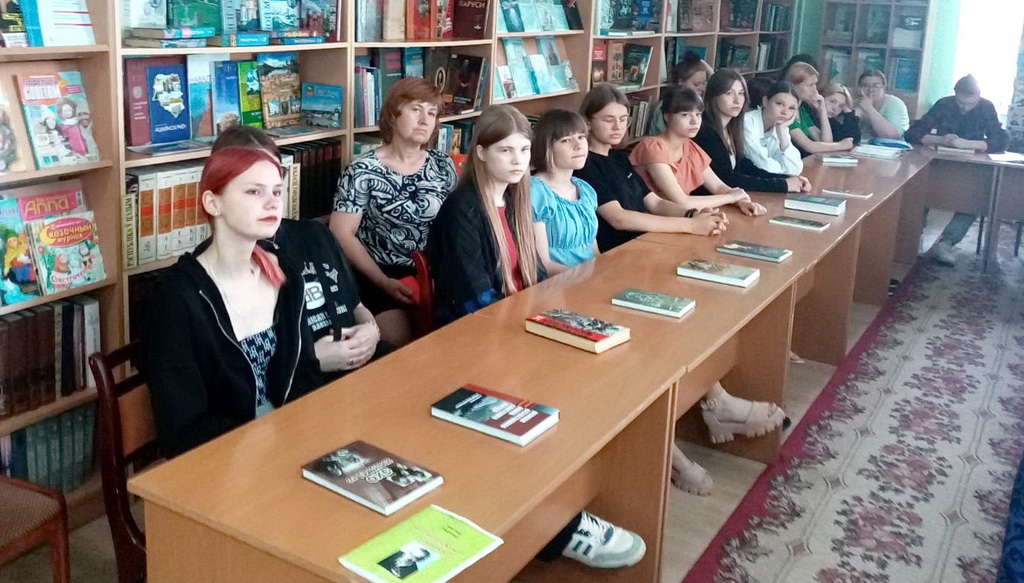 &nbsp;“Боль і памяць беларускай зямлі”. У Бераставіцкай райбібліятэцы адбылася дыялогавая пляцоўка з удзелам прадстаўнікоў пракуратуры