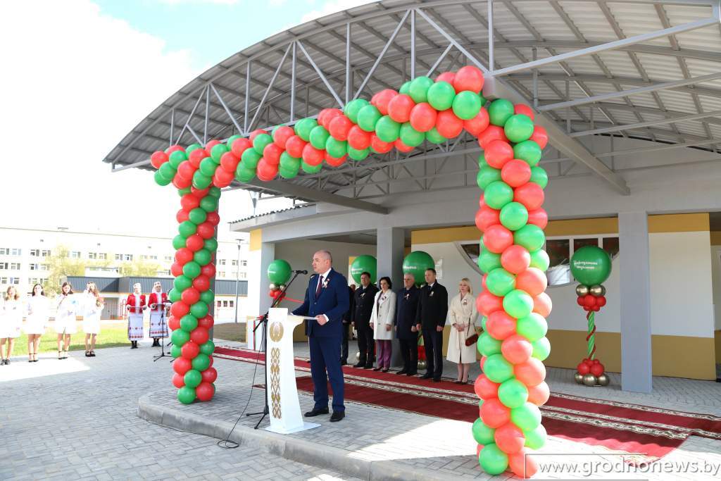 В Слониме открыли новый инфекционный корпус ЦРБ