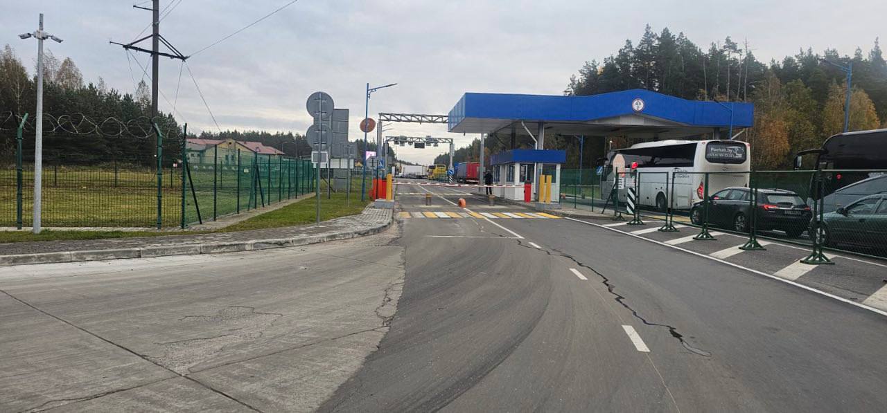 Литва возобновила движение через пункты пропуска "Шальчининкай" и "Мядининкай"
