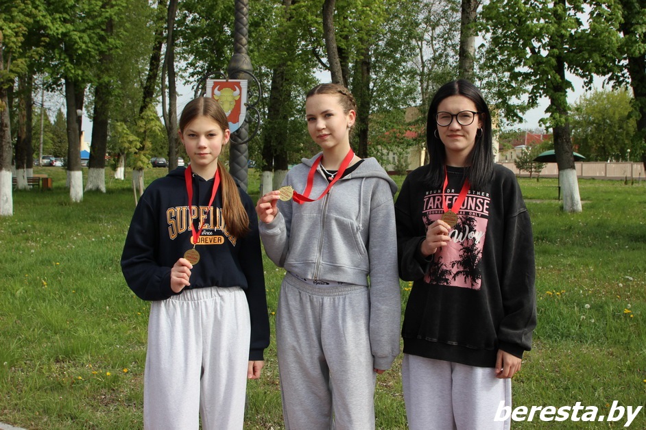 ФОТОФАКТ. Легкоатлетический забег, посвященный 80-летию Великой Победы, прошел на Берестовитчине