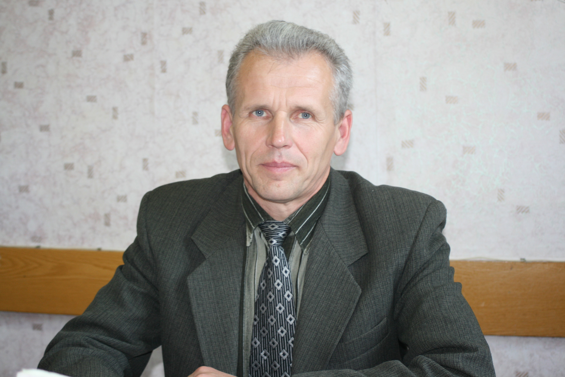 На вопросы читателей отвечает заместитель начальника управления по труду, занятости и социальной защите Берестовицкого райисполкома Владимир Филон