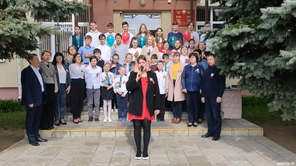 Конюховский ясли-сад-средняя школа присоединился к областной акции "Споем День Победы вместе!"