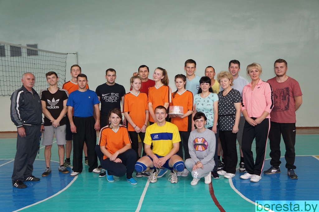 Сяброўская сустрэча па валейболе ў Малабераставіцкай сярэдняй школе