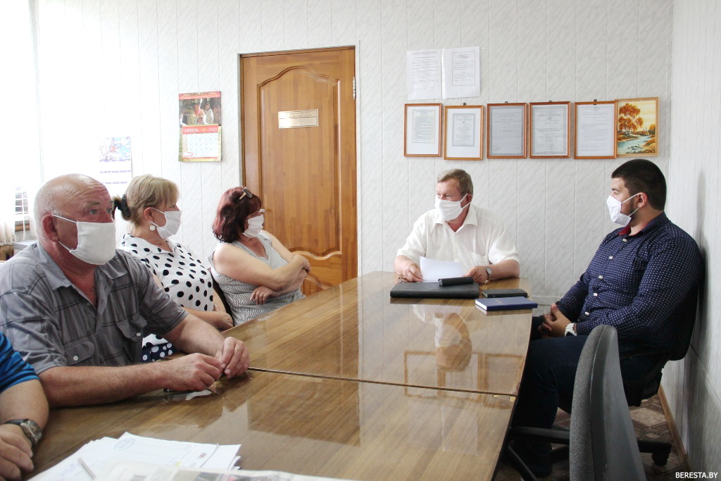 На Берестовитчине проходят встречи руководства райисполкома с трудовыми коллективами