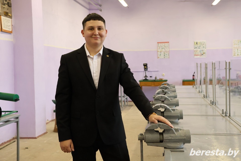 Мастер производственного обучения Максим Портной: "Меня всегда тянуло к технике, привлекала профессия педагога"