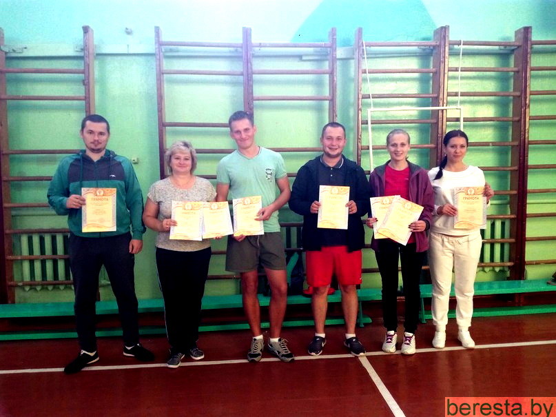 Кто лучший в настольном теннисе?