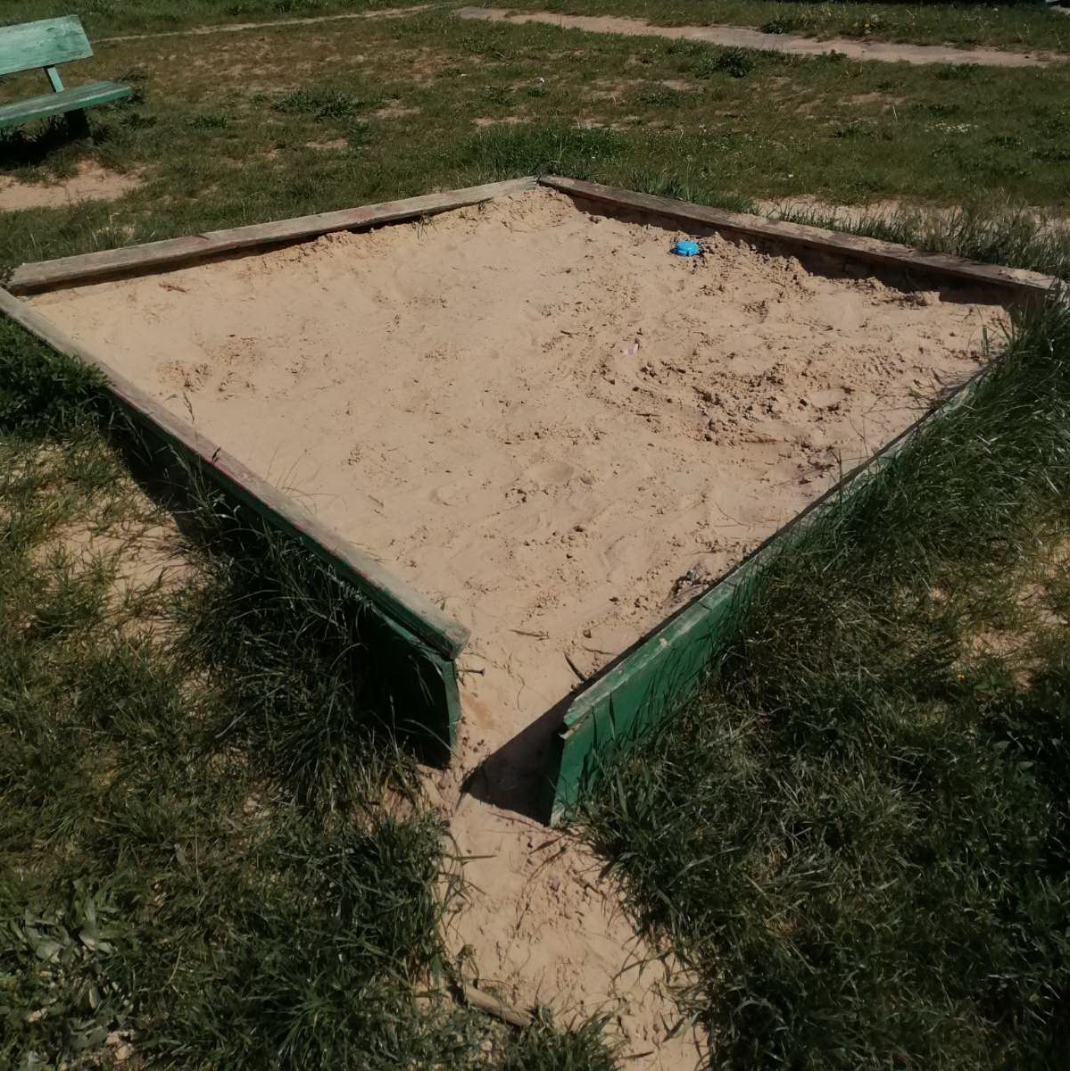 Прокуратура Берестовицкого района проверила безопасность детских игровых площадок и подвальных помещений