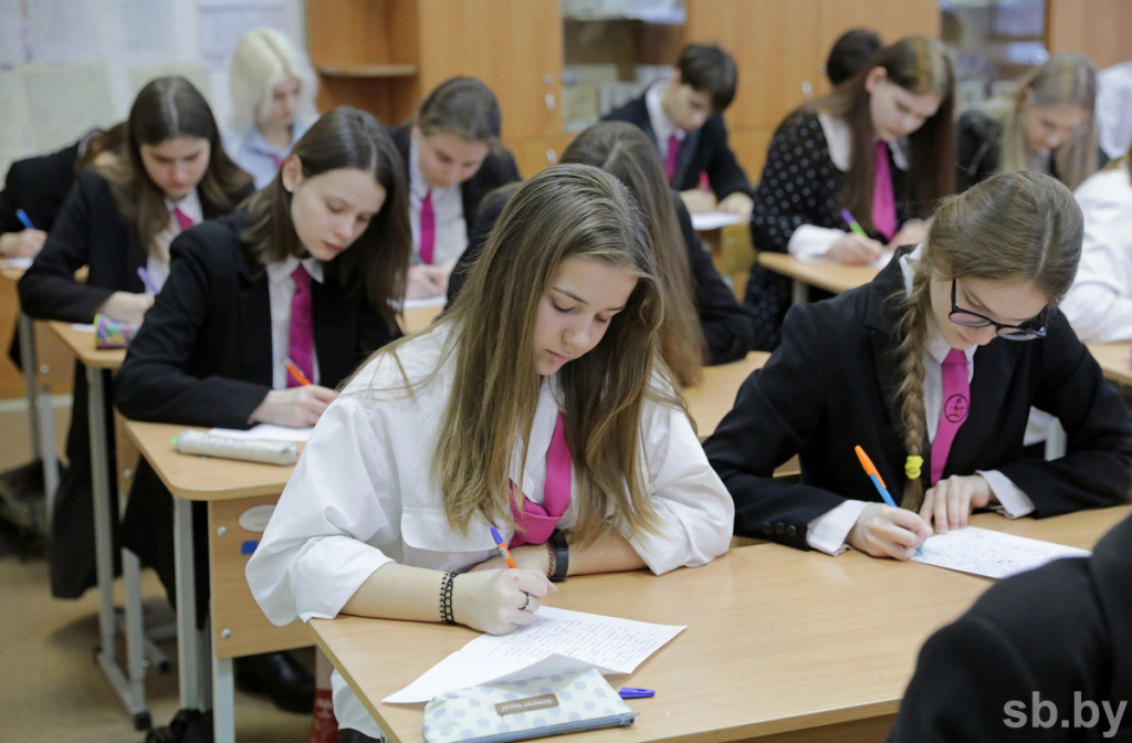Когда в белорусских школах пройдут выпускные экзамены?