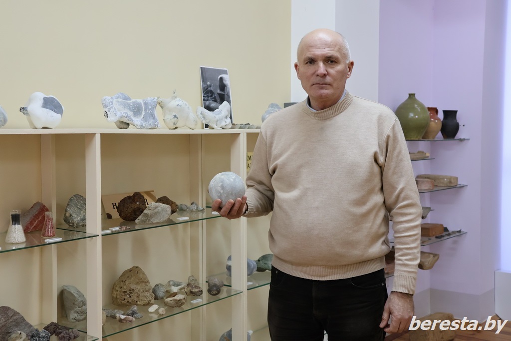 Народный музей Большеэйсмонтовской средней школы – настоящая история в камне