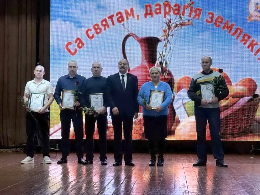 Праздник труда.  В КСУП «Воронецкий» чествовали работников сельского хозяйства