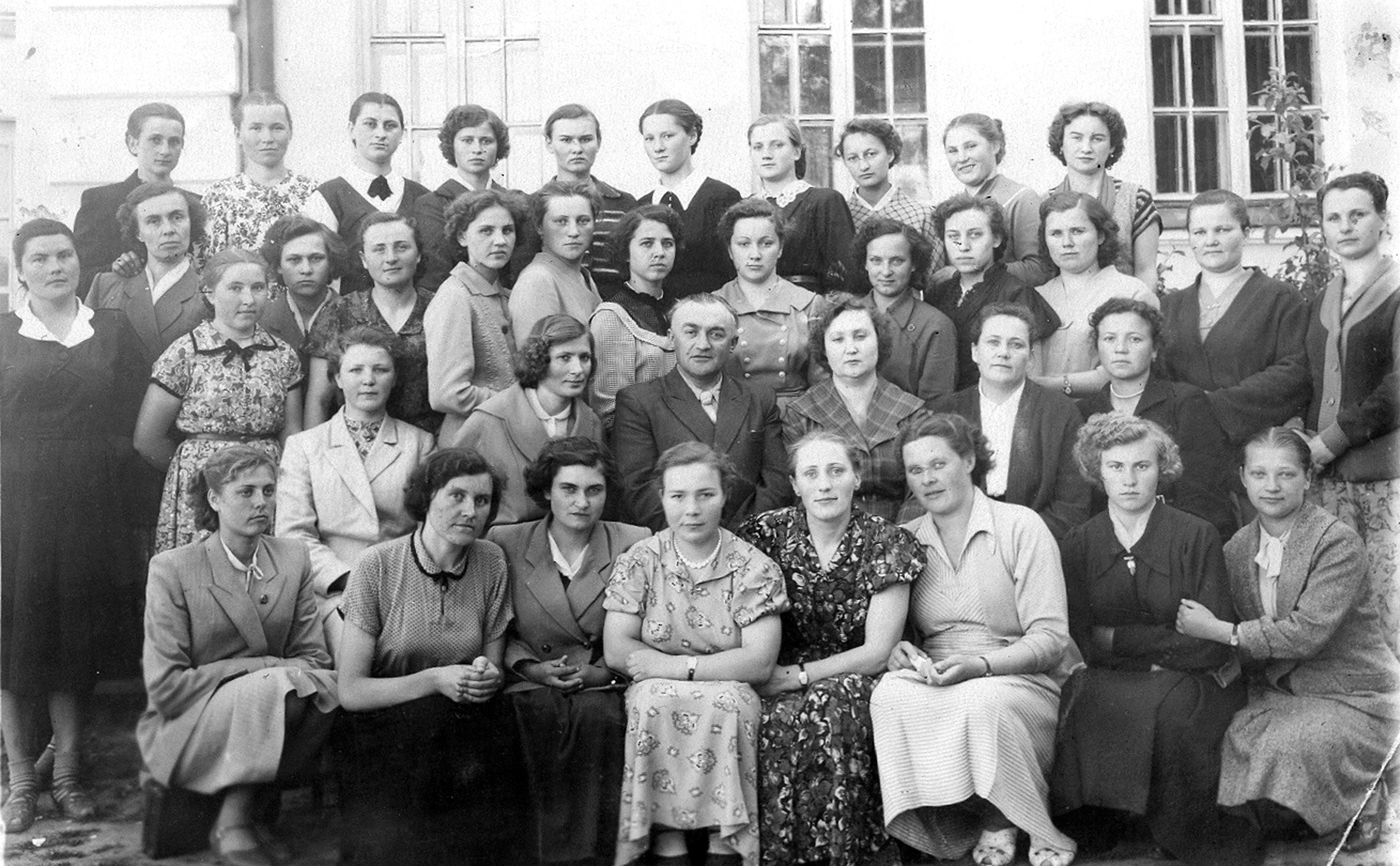 Листая семейный альбом. Как молоды мы были…