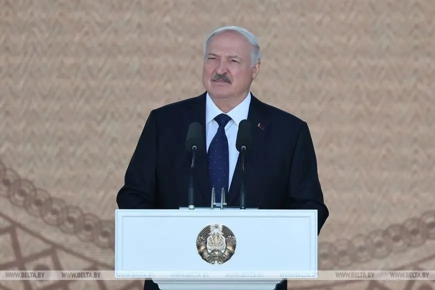 Александр Лукашенко: фестиваль "Зов Полесья" дает повод всем славянам собраться на общей исторической родине
