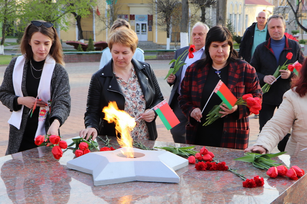 Берестовитчина присоединилась к республиканской акции «Зажги огонь в своем сердце»