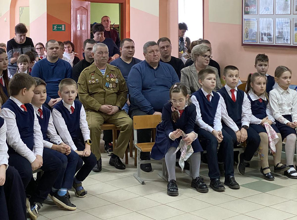 <strong>Встреча поколений в Олекшицкой школе</strong>