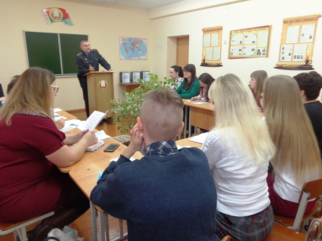 Кожны будуе сваё жыццё сам. Аб прафілактыцы і супрацьдзеянні наркаманіі, алкагалізму і курэння сярод непаўналетніх гаварылі на семінары ў Макараўскім яслях-садзе-сярэдняй школе