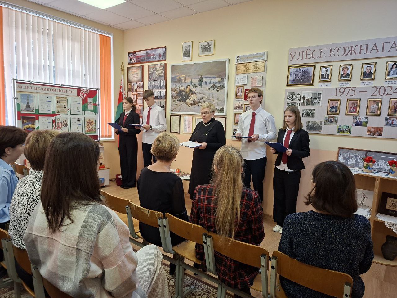 У Канюхоўскай СШ правялі мост пакаленняў