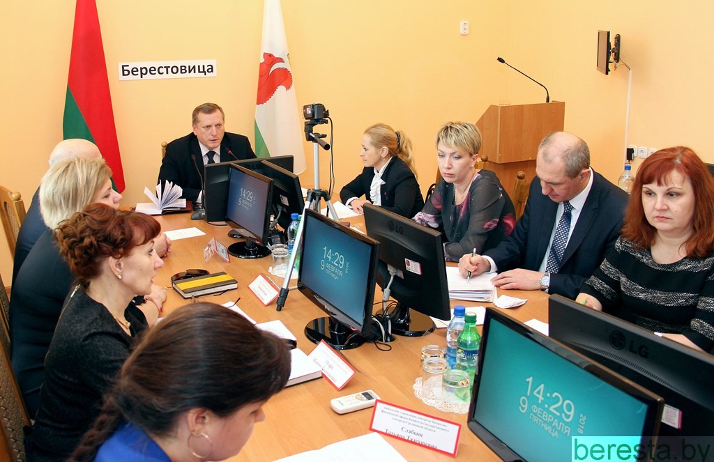 Представители Комитета госконтроля Гродненской области подвели итоги проведенных в  Берестовицком районе приемов граждан и прямых телефонных линий