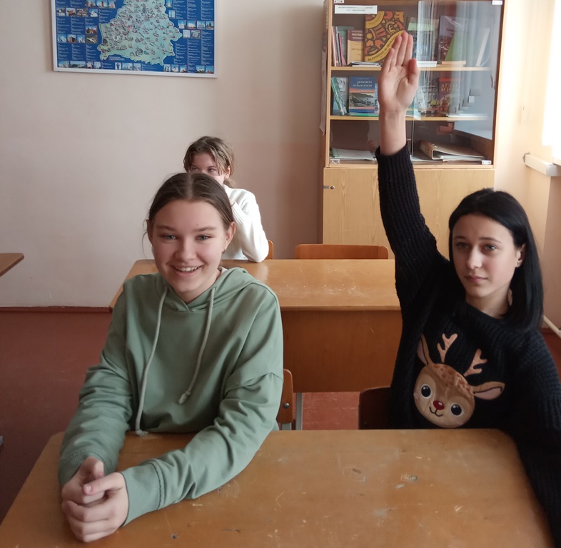 «Беларусам я завуся, родным краем ганаруся». Стародворецкие школьники в форме "Своей игры" изучали историю родного края