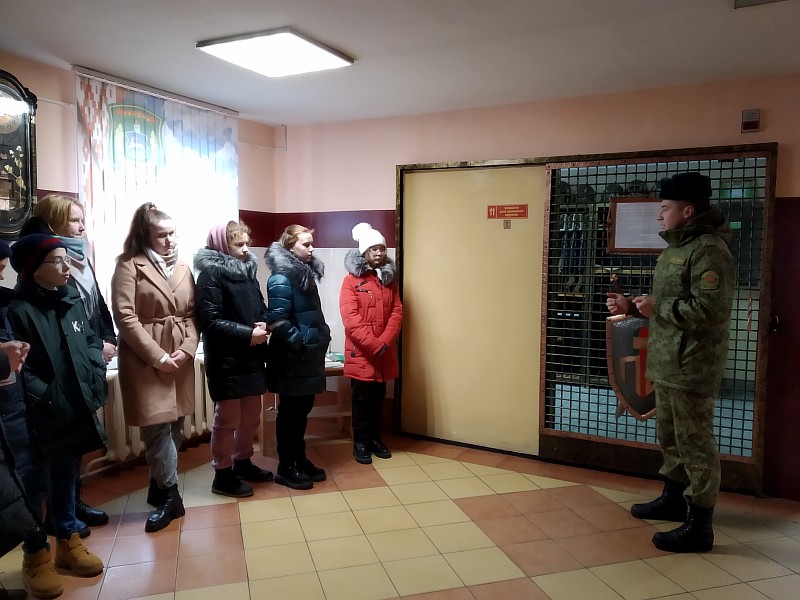 Экскурсия на пограничную заставу «Русаки» конюховских школьников