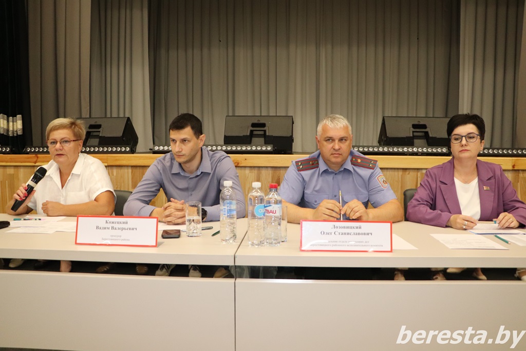 В Большой Берестовице прошел обучающий семинар по вопросам борьбы с коррупцией