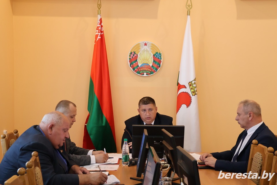 Тщательная подготовка и соблюдение сроков уборки. Состоялось очередное заседание Берестовицкого районного исполнительного комитета