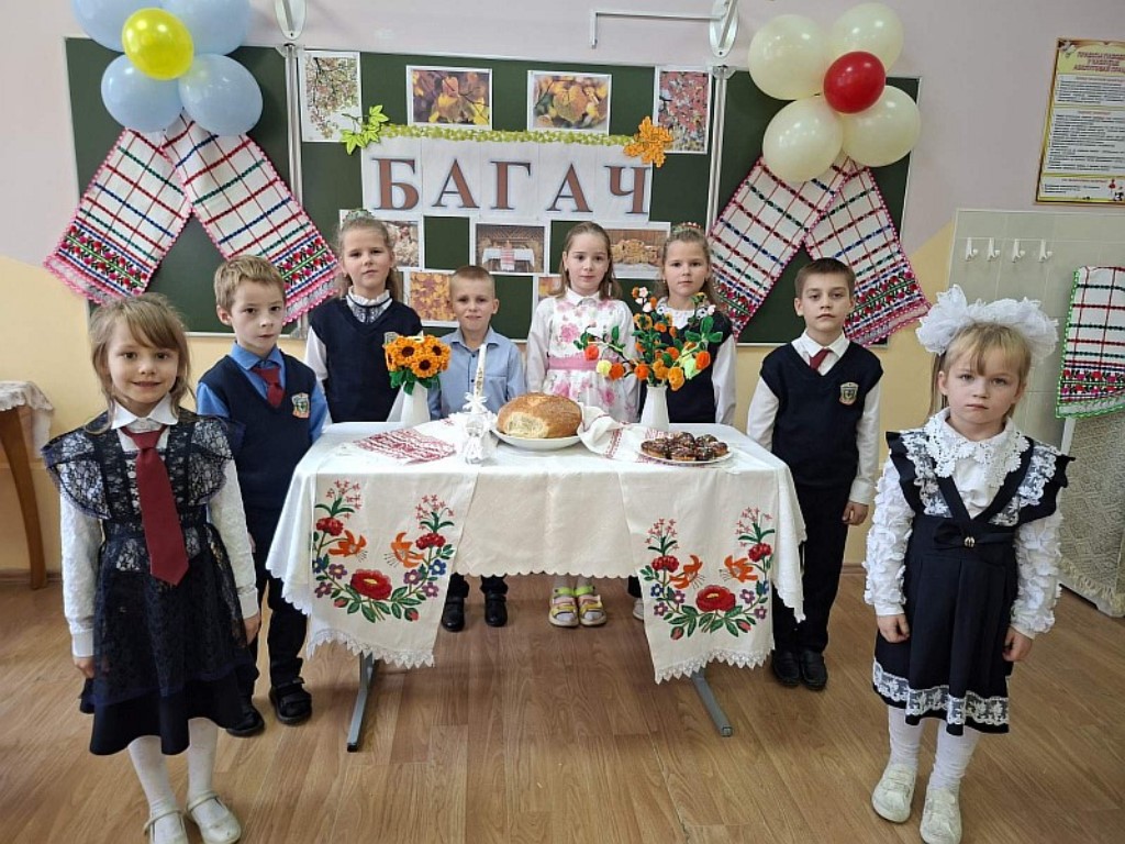 У Канюхоўскай сярэдняй школе адсвяткавалі Багач