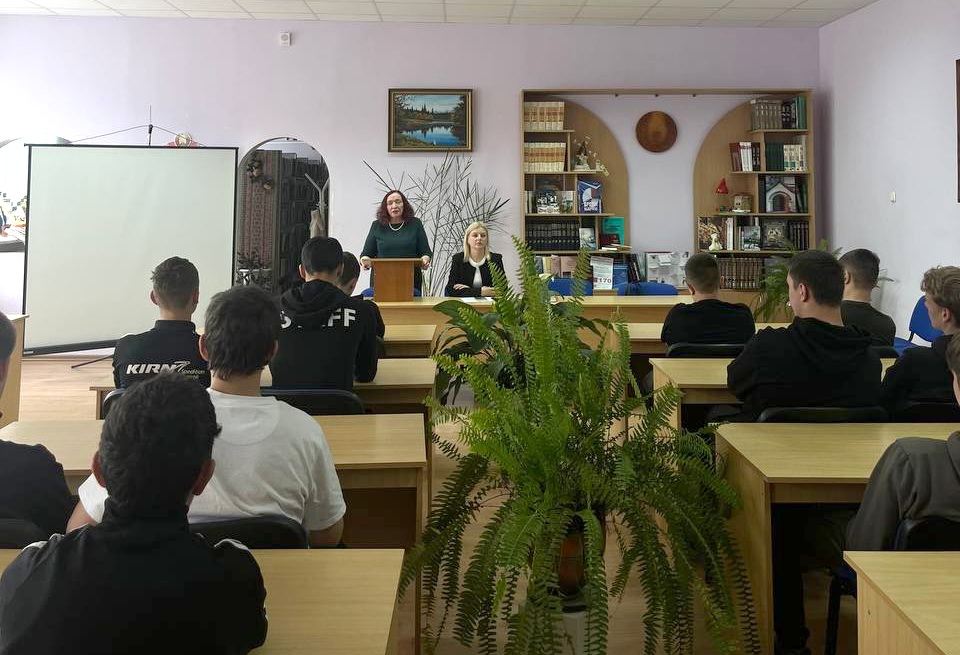 «Дорогами мужества и стойкости, равнение на героев». В Берестовицком колледже прошла диалоговая площадка