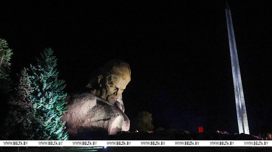 В Беларуси отмечают День всенародной памяти жертв Великой Отечественной войны и геноцида белорусского народа