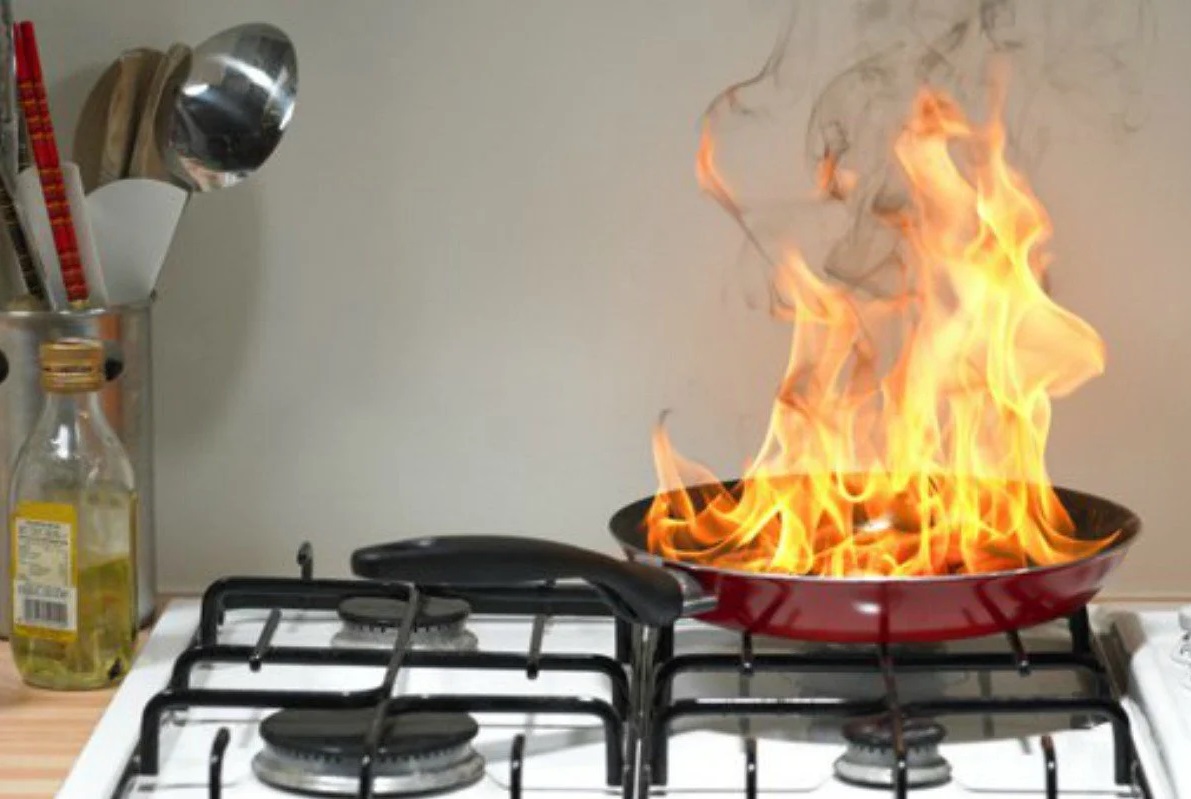 Безопасность в быту: краткие правила пожарной безопасности