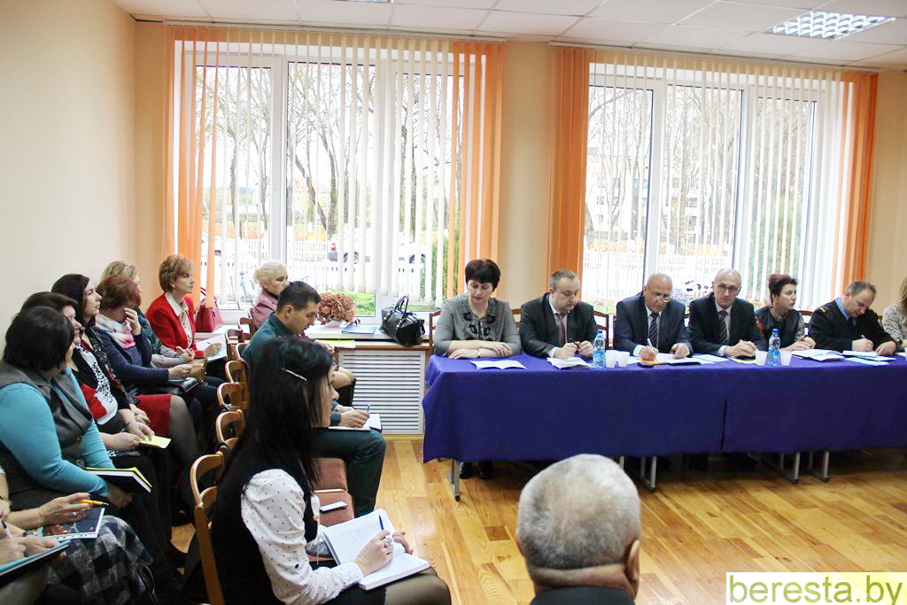 Безопасность детей – первостепенная задача. В Берестовицком районе заседал координационный совет   по контролю за реализацией Декрета №18