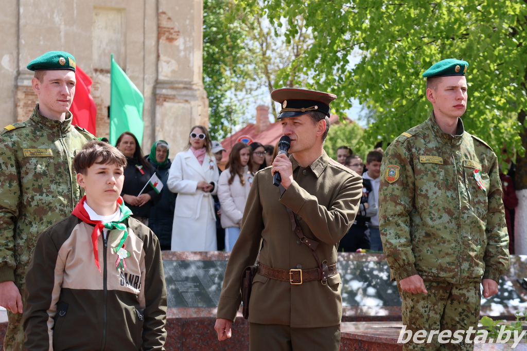 Память сильнее времени. В Большой Берестовице состоялся торжественный митинг, посвященный 80-летию Великой Победы