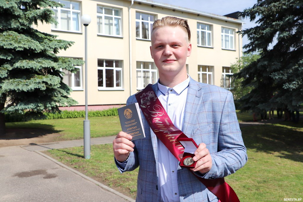 “Залатыя” выпускнікі Бераставіцкага раёна