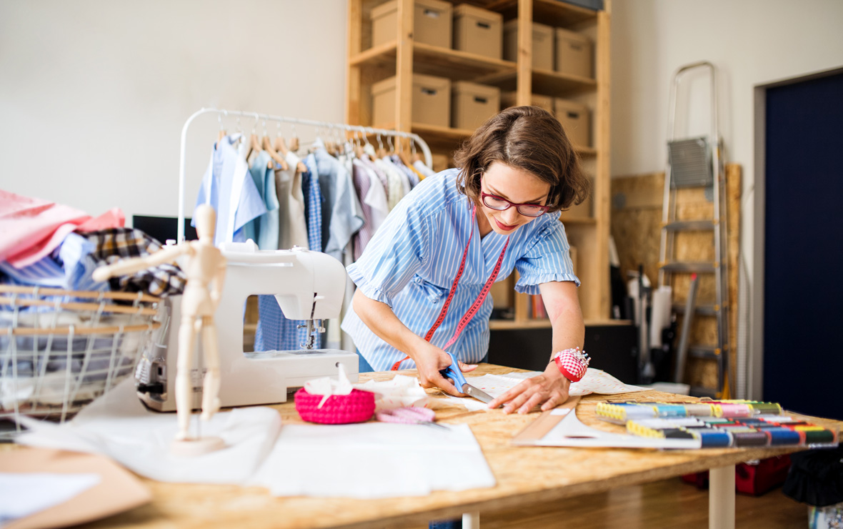 Минэкономики: становясь предпринимателями, самозанятые и ремесленники могут получить содействие и поддержку