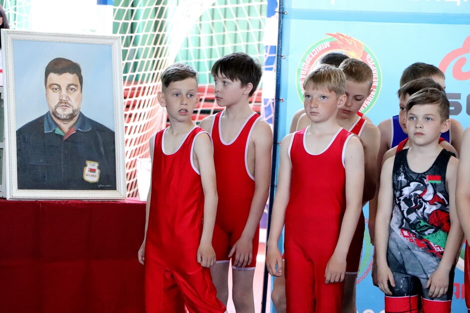 На Берестовитчине состоялся XI открытый турнир по вольной борьбе памяти мастера спорта СССР Владимира Валейчика