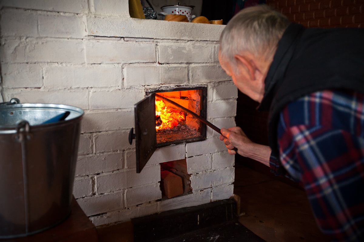 Тепло и безопасность: как подготовить печь к зиме?
