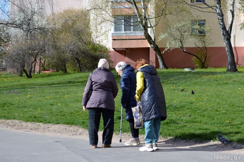 Меньше бумаг, больше заботы: что изменилось в порядке заселения в пансионаты Беларуси