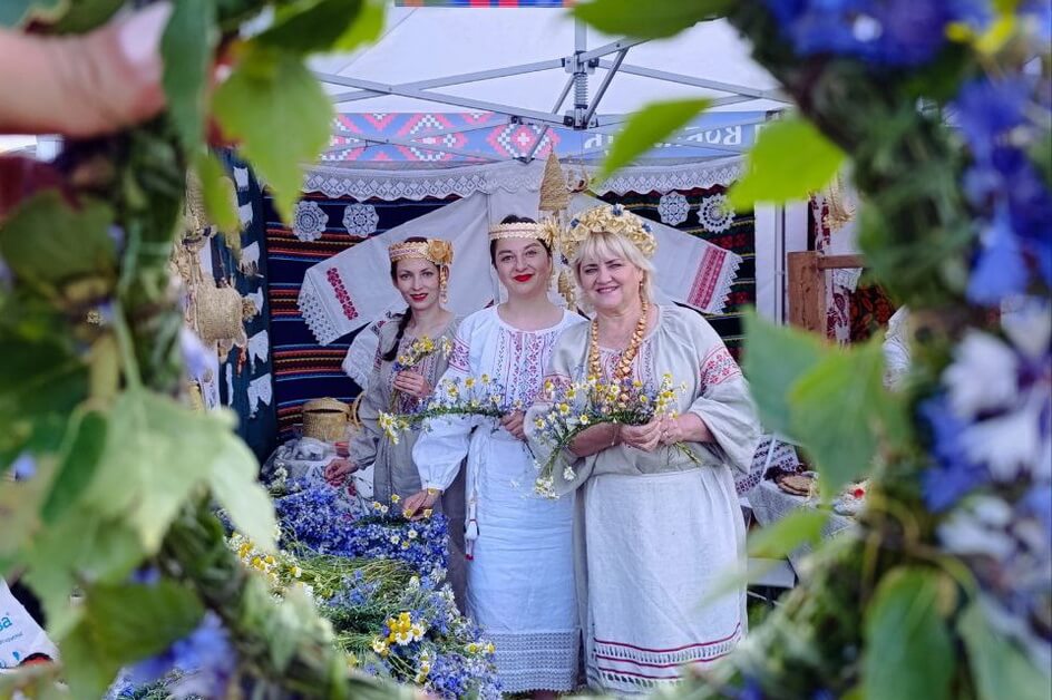 Мастера Берестовицкого Дома ремесел принимают участие в празднике «Александрия собирает друзей»