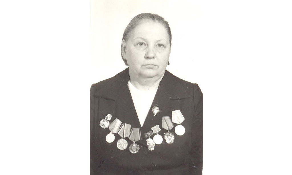 Давайте вспомним: Антонина Максимовна Сорока