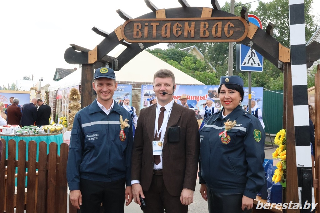 Картофельная феерия. На празднике хлеборобов Берестовитчина удивила оригинальностью и гостеприимством