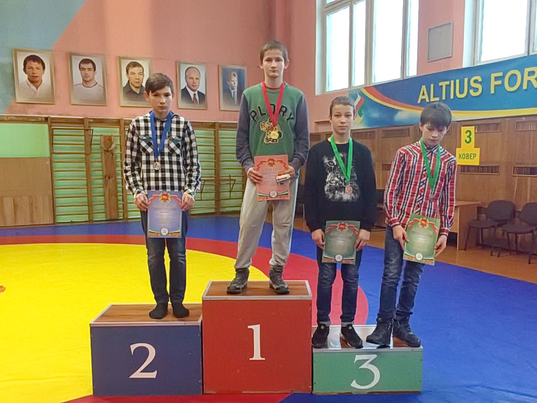 Берестовицкие борцы стали лидерами  областного первенства