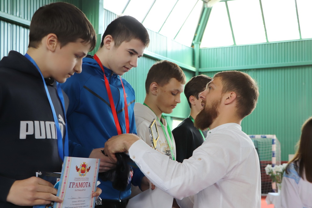 В агрогородке Большие Эйсмонты прошел X открытый турнир по вольной борьбе памяти тренера Владимира Валейчика