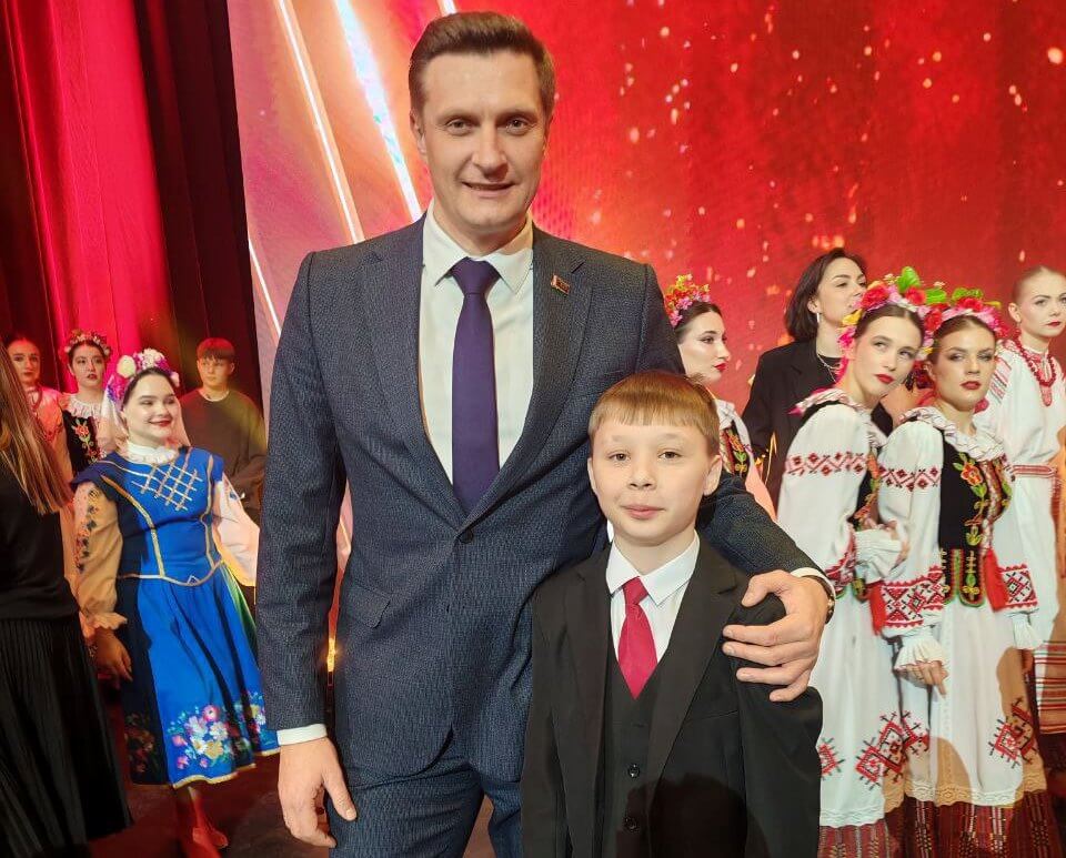 Учащийся Берестовицкой детской школы искусств Георгий Бобков принял участие в  торжественном гала-концерте во Дворце Республики