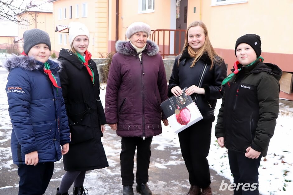 В Большеберестовицкой СШ присоединились к республиканской благотворительной акции «От всей души!»
