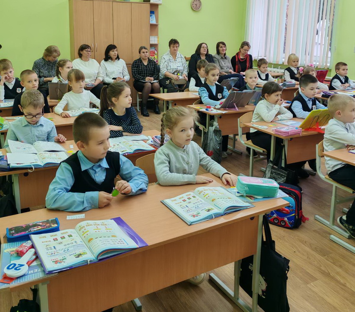 Проблемный семинар "Сотрудничество в действии: успешный переход в школу" прошел в Большеберестовицкой средней школе